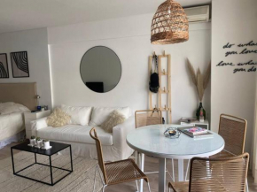 AMAZING STUDIO With beautifull pool
